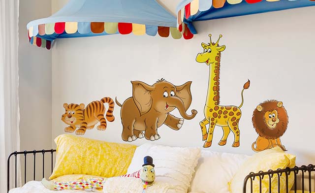 Wandtattoo Kinderzimmer Elfant Giraffe Tiger und Löwe